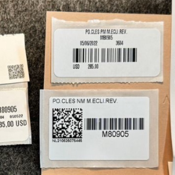 Louis Vuitton Coin/Key Pouch - Picture 6 of 6